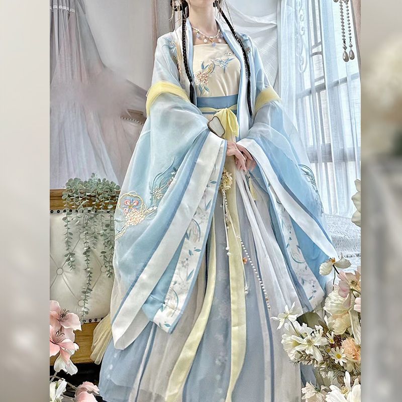Gradient embroidered long-sleeved shirt with suspenders and one-piece waist-length pleated skirt made in Song Dynasty, Hanfu for women
