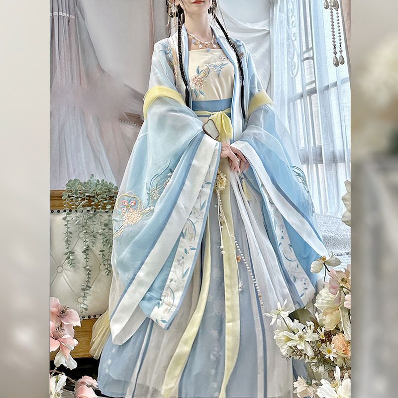 Gradient embroidered long-sleeved shirt with suspenders and one-piece waist-length pleated skirt made in Song Dynasty, Hanfu for women
